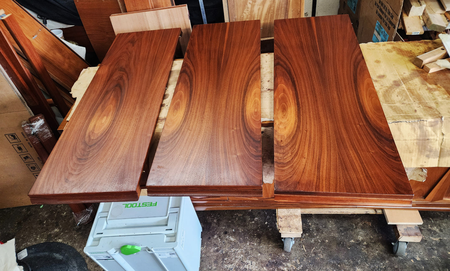 REFINISHED Mid Century Modern Walnut Table w 3 Leaves 61"-103" and 8 Chairs