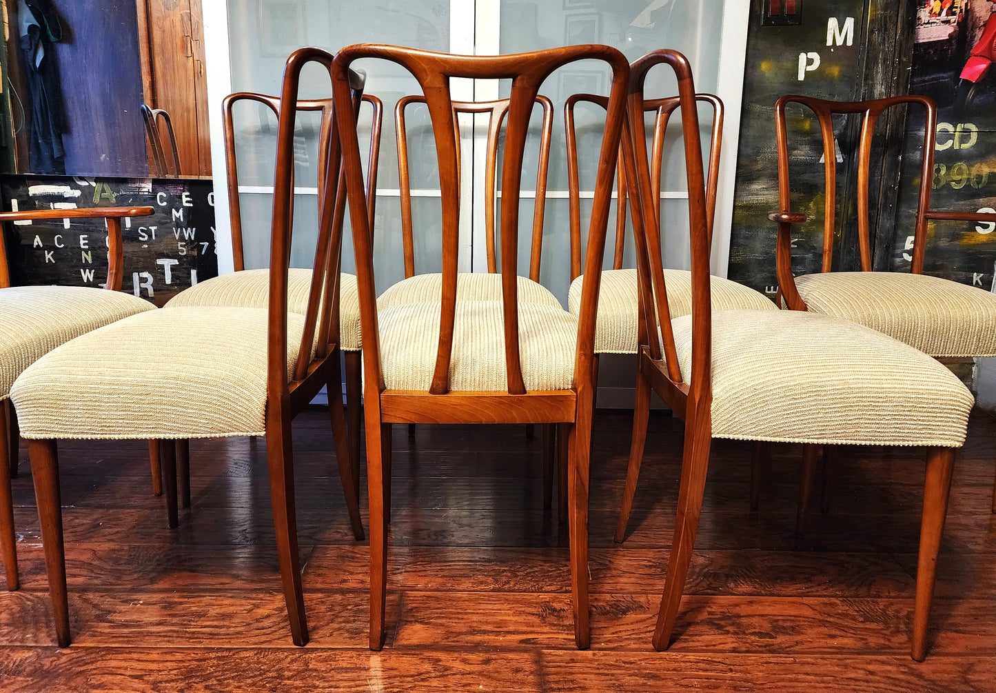 REFINISHED Mid Century Modern Walnut Table w 3 Leaves 61"-103" and 8 Chairs