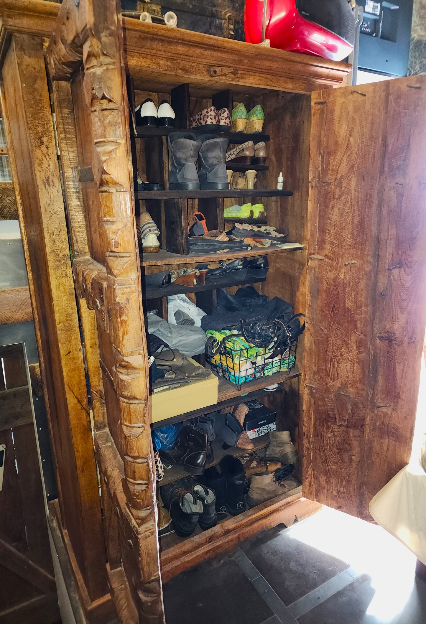 Indian 19th Century Gujarat Teak Armoire with Iron Braces and Carved Columns