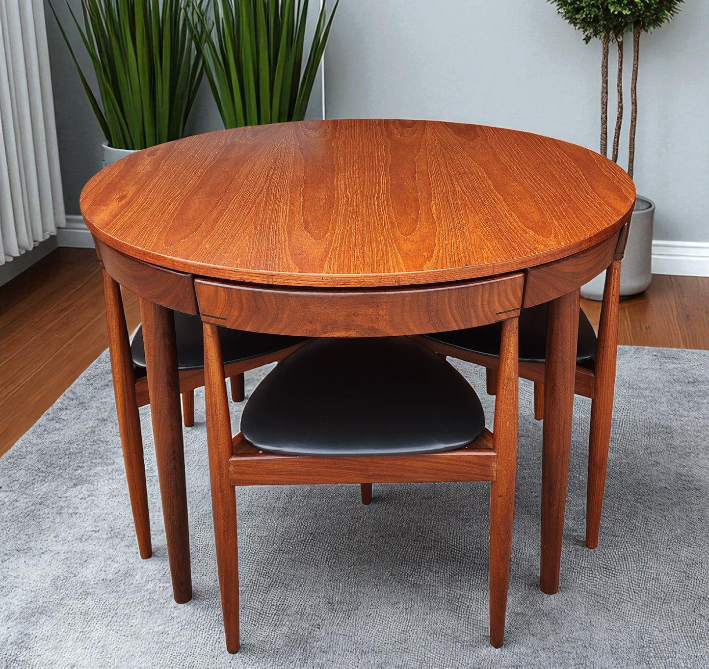 Danish Mid Century Modern ROUNDETTE Teak Table & 4 Chairs by Hans Olsen for Frem Rølje