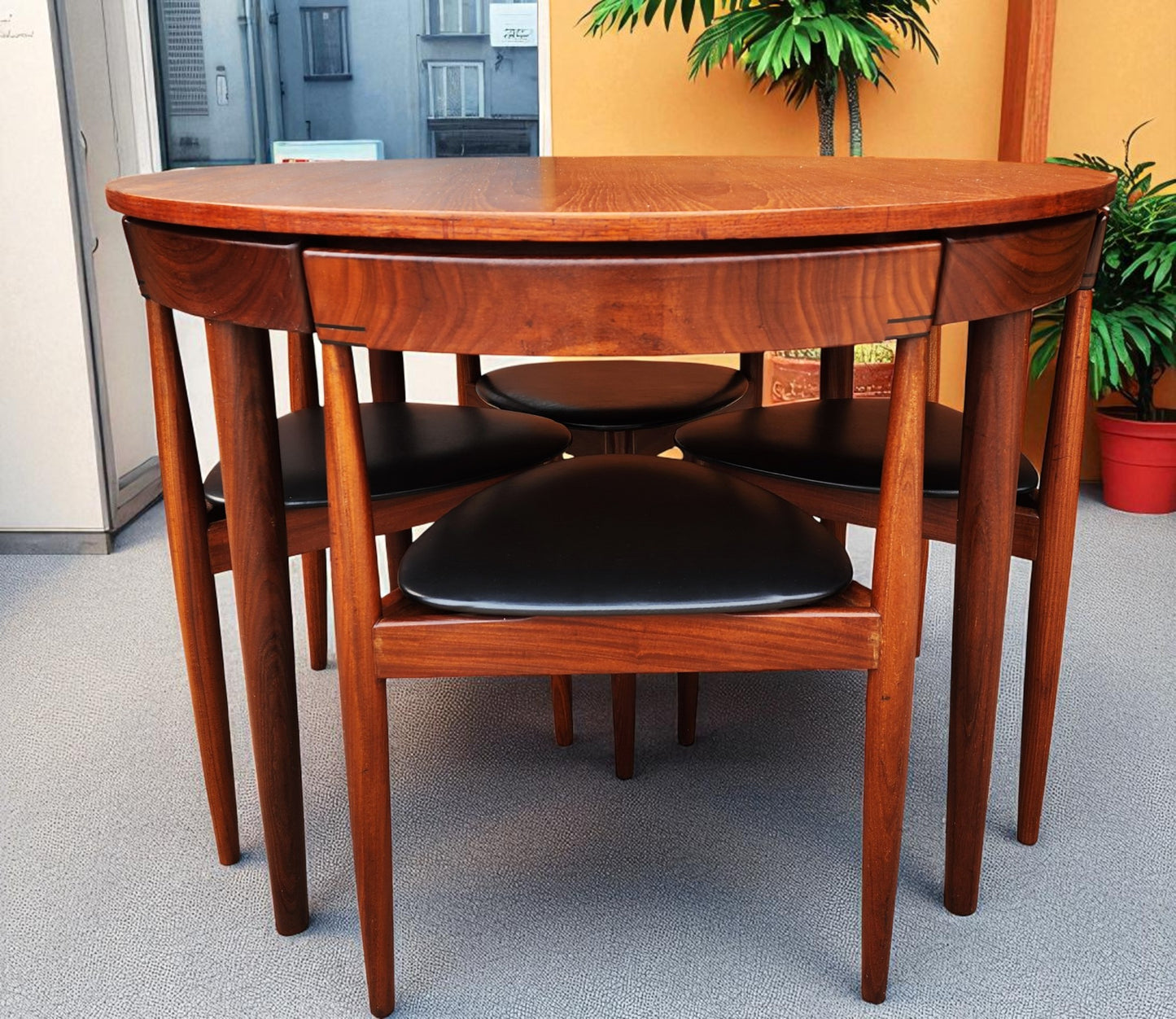 Danish Mid Century Modern ROUNDETTE Teak Table & 4 Chairs by Hans Olsen for Frem Rølje