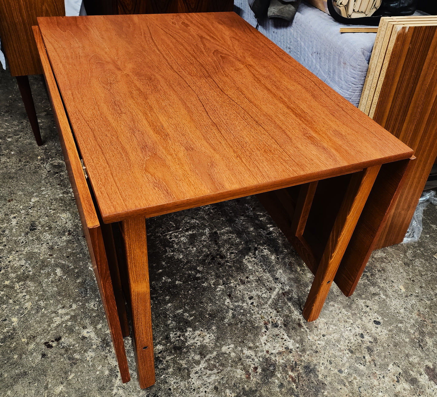 REFINISHED Danish Mid Century Modern Teak Gate-Leg/ Drop Leaf Table 27.5"- 70.5"