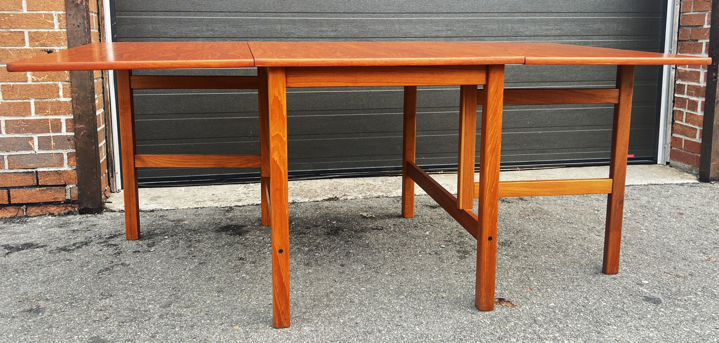 REFINISHED Danish Mid Century Modern Teak Gate-Leg/ Drop Leaf Table 27.5"- 70.5"