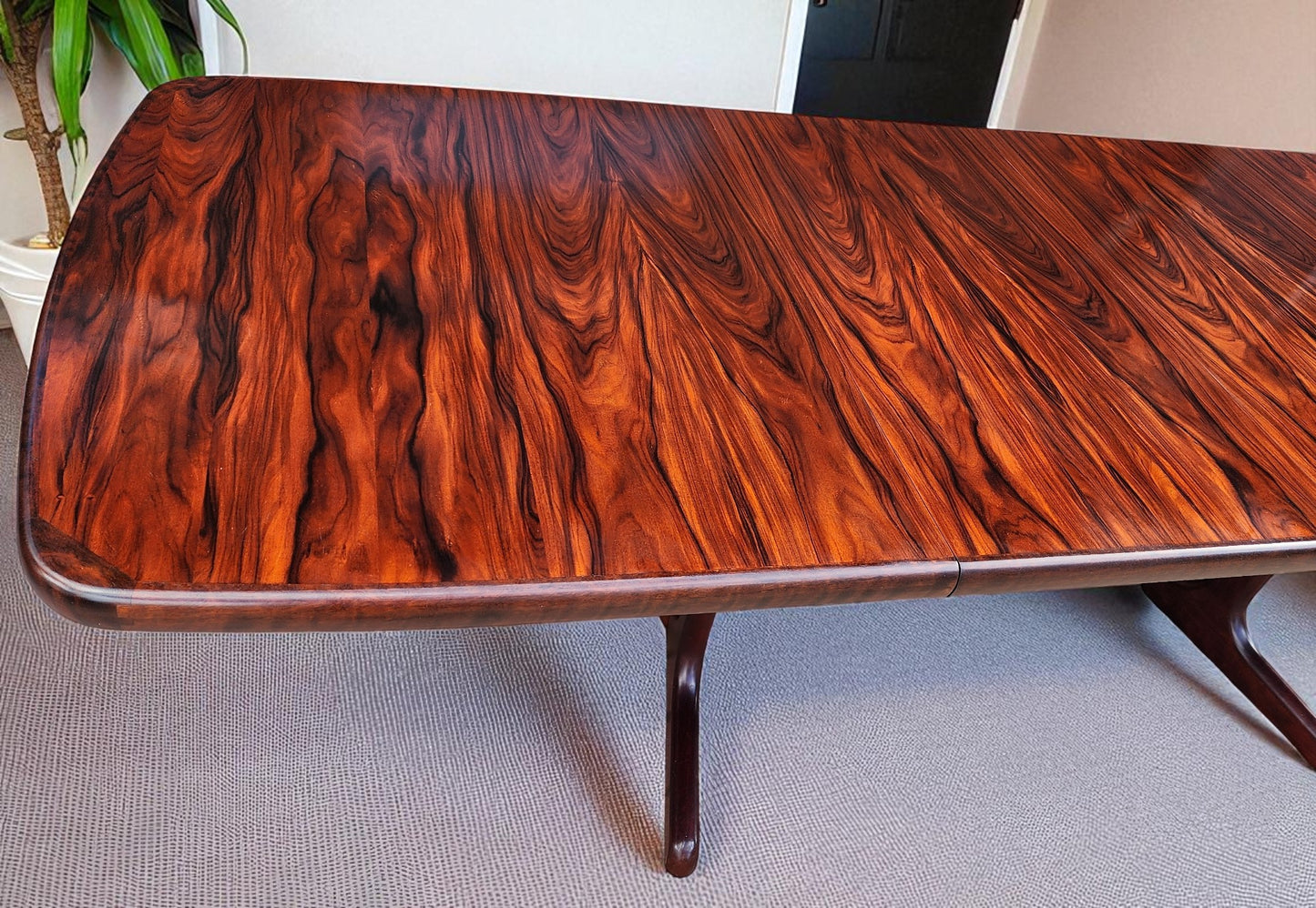 Danish Mid Century Modern Rosewood Table Self storing, 65"-104.5"