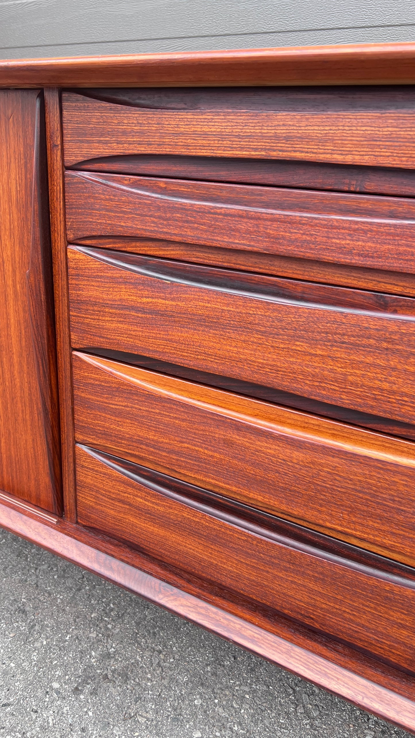 REFINISHED Danish Mid Century Modern Rosewood Sideboard by A.Vodder for Dyrlund 86.5"
