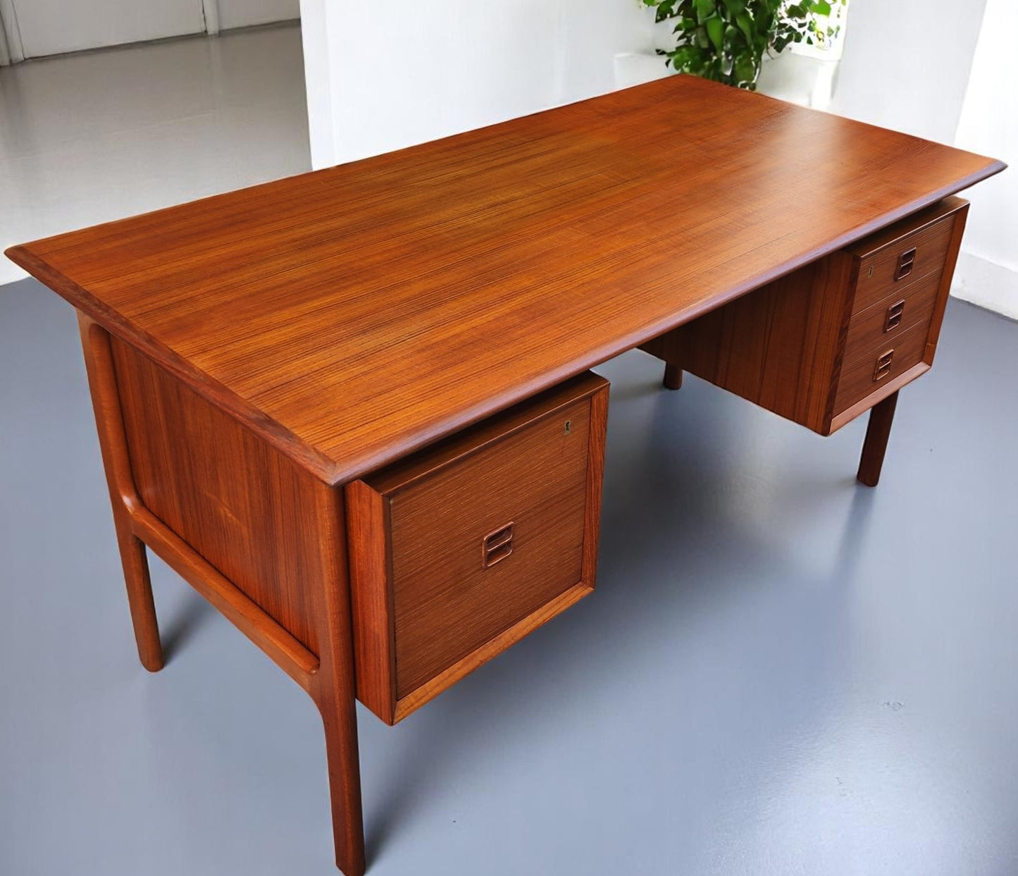 REFINISHED Danish Mid Century Modern Teak Desk w Bookcase Back by Arne Vodder