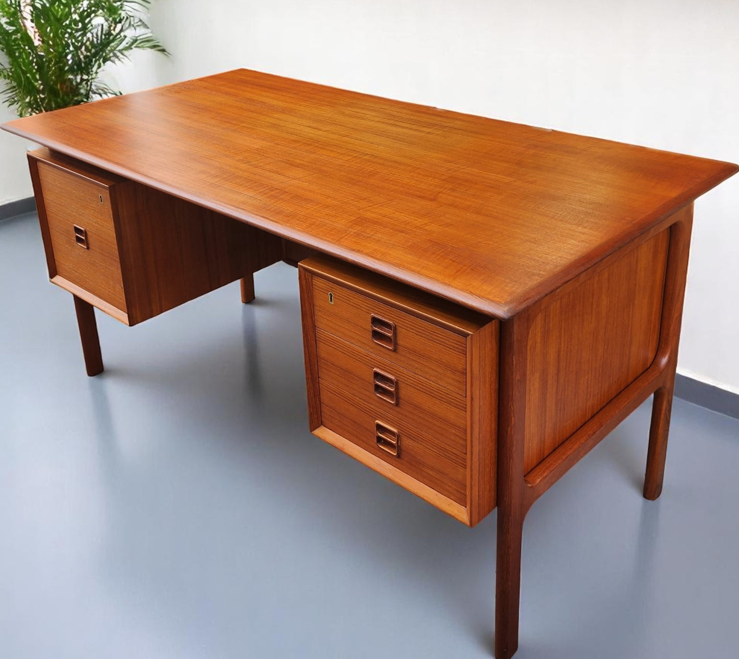 REFINISHED Danish Mid Century Modern Teak Desk w Bookcase Back by Arne Vodder