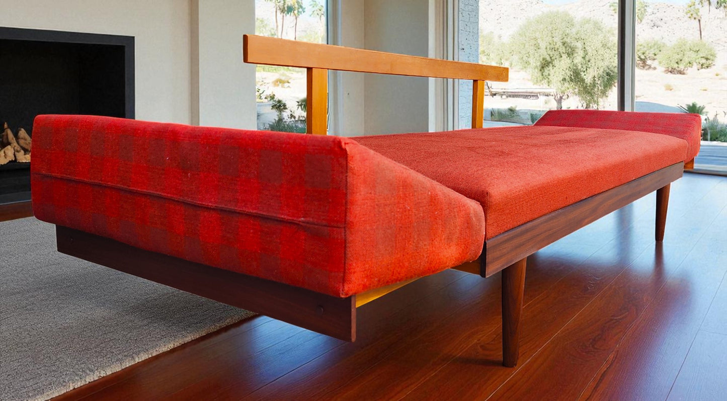 REFINISHED MCM Teak Svane Daybed by I. Relling w Pullout Side Tables
