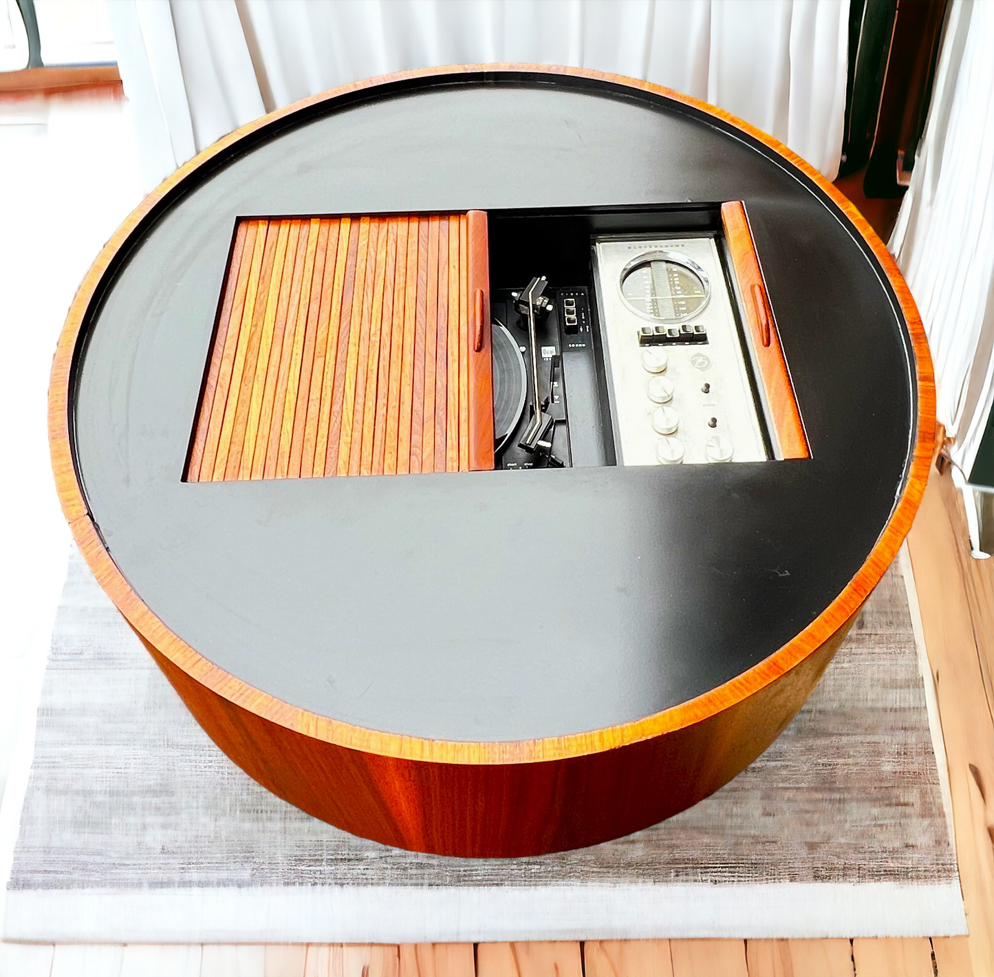 REFINISHED MCM Electrohome Circa 75 Model 703 Circular Stereo Console