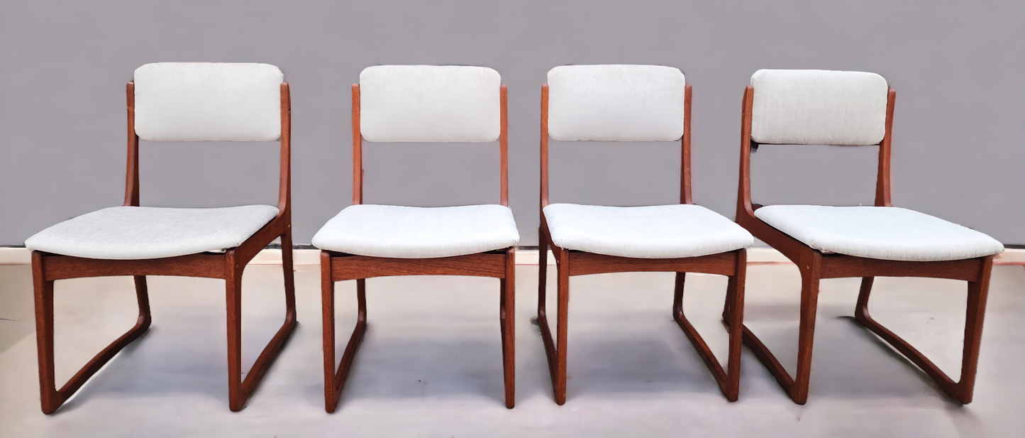 4 REFINISHED REUPHOLSTERED in Knoll fabric Mid Century Modern Teak Chairs by RS Associates