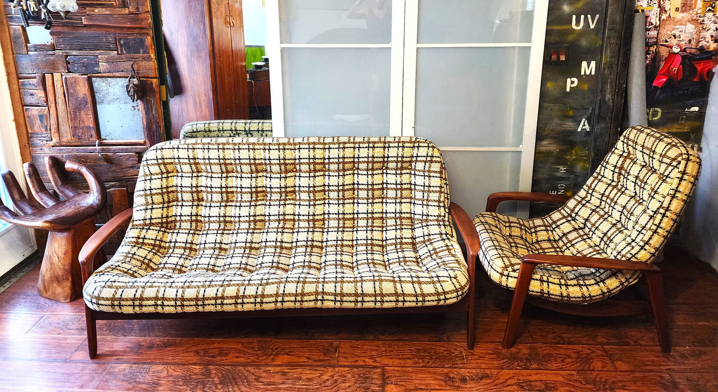 REFINISHED Mid Century Modern R.Huber Teak Scoop Sofa