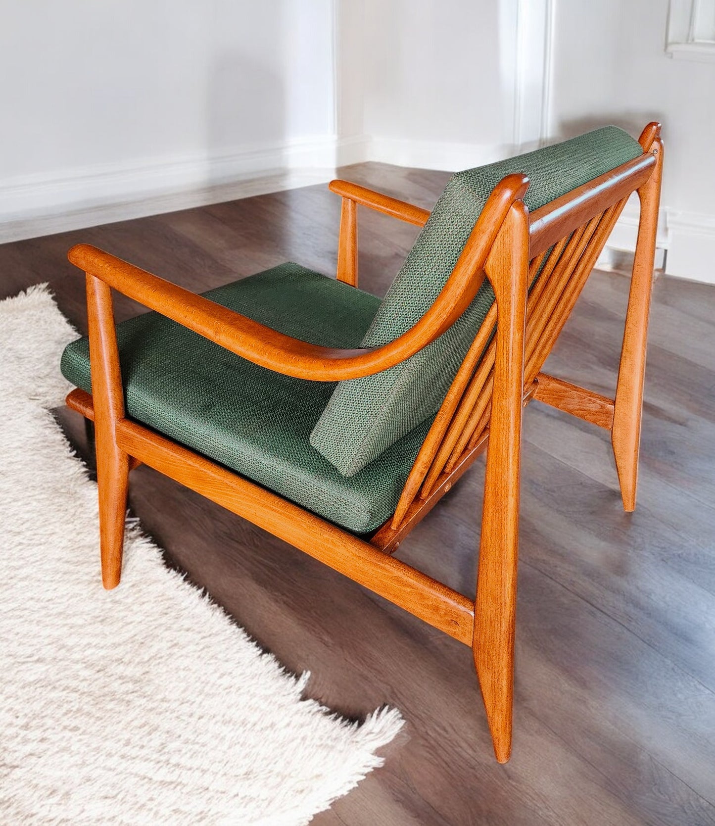 REFINISHED Italian Mid Century Modern Lounge Chair