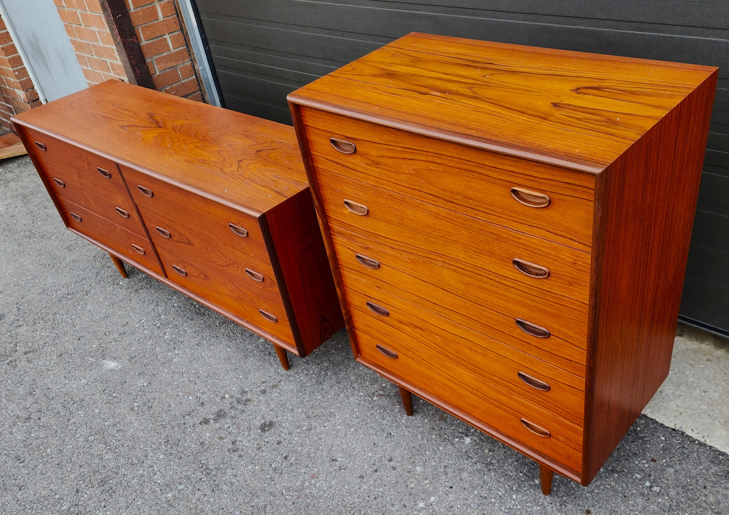 RESTORED Mid Century Modern Teak Queen Bed w Nightstands & 2 Dressers