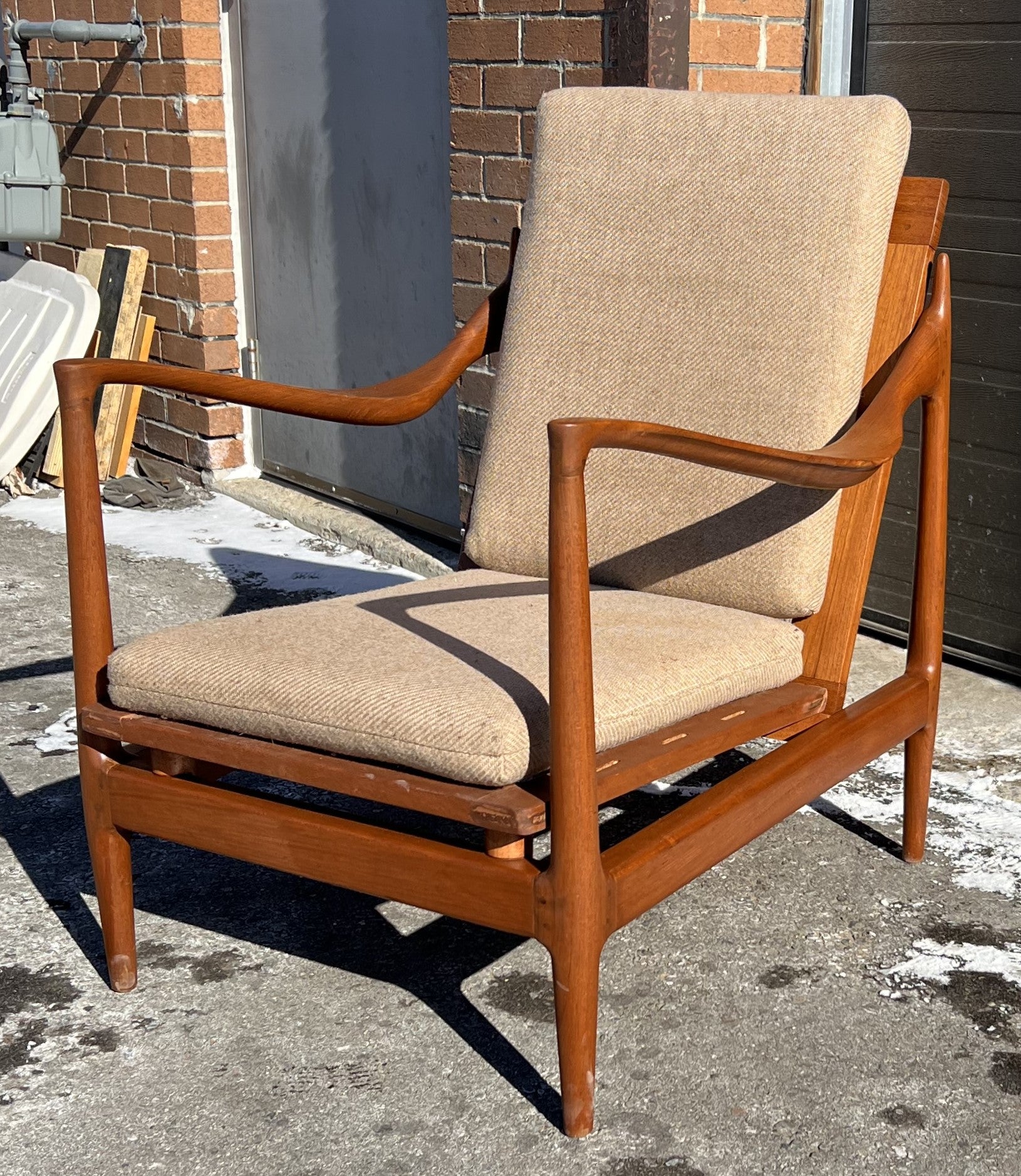 Danish teak store lounge chair