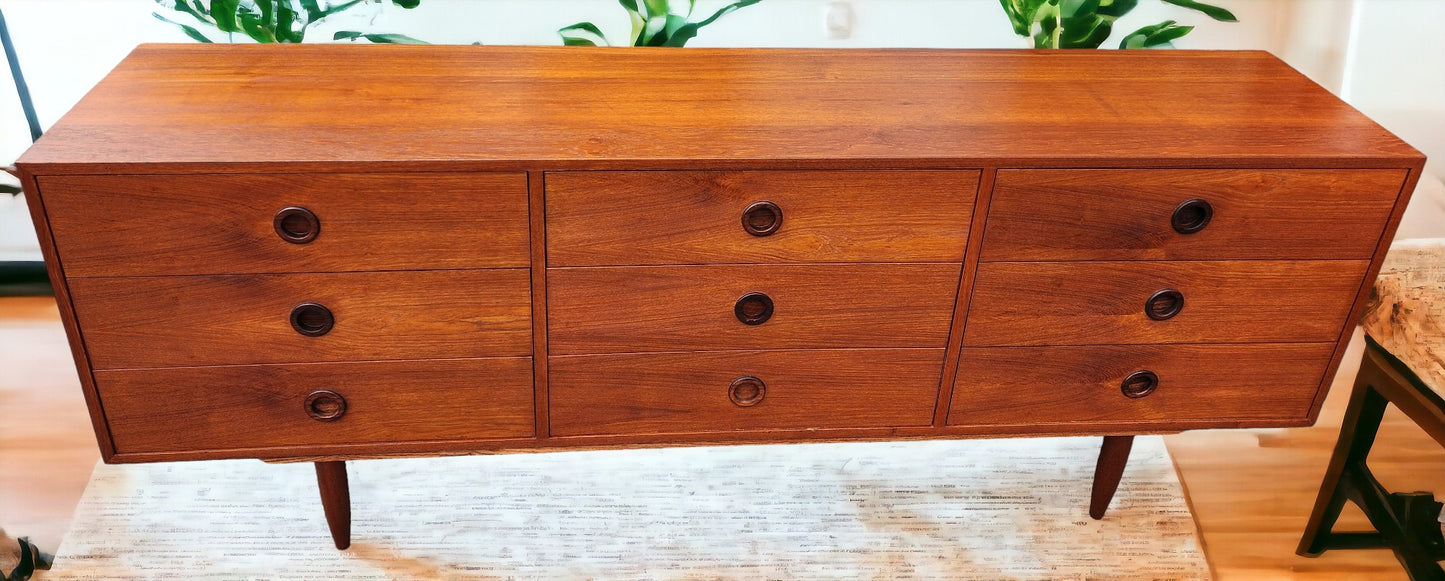 REFINISHED Mid Century Modern Teak Bedroom set (Queen Bed w Nightstands & 2 Dressers)