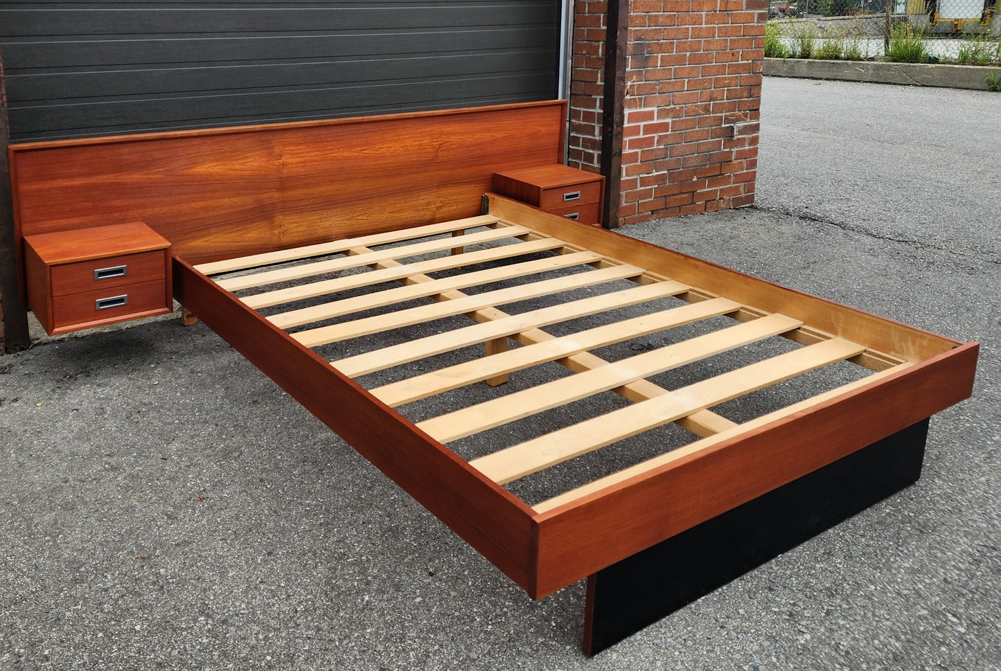 REFINISHED Mid Century Modern Teak Queen Bed w Floating Nightstands & Headboard