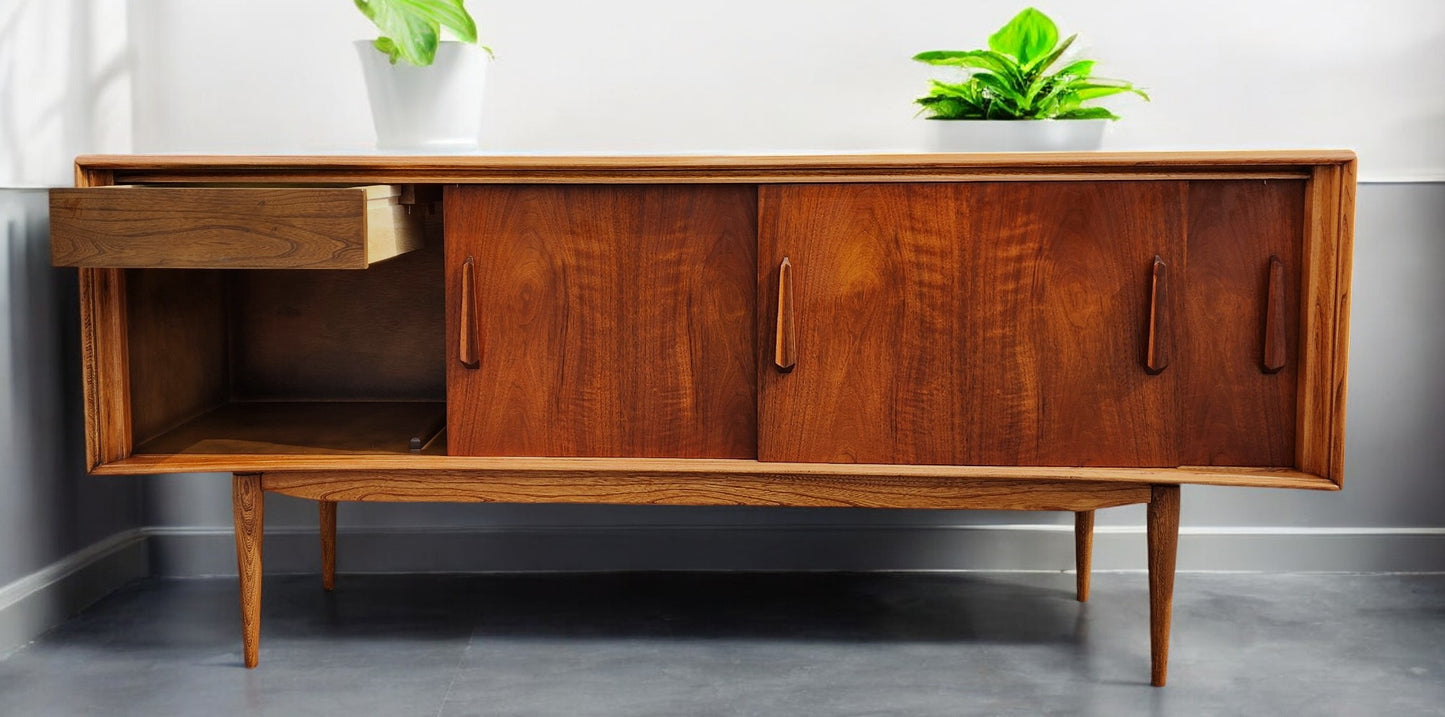 REFINISHED Mid Century Modern Walnut Sideboard by Deilcraft 68"