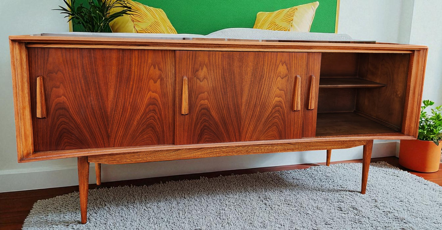 REFINISHED Mid Century Modern Walnut Buffet Credenza by Deilcraft 68"