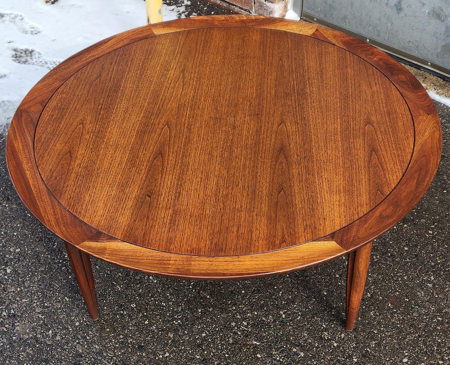 REFINISHED Mid Century Modern Walnut Round Coffee Table by Deilcraft D38"