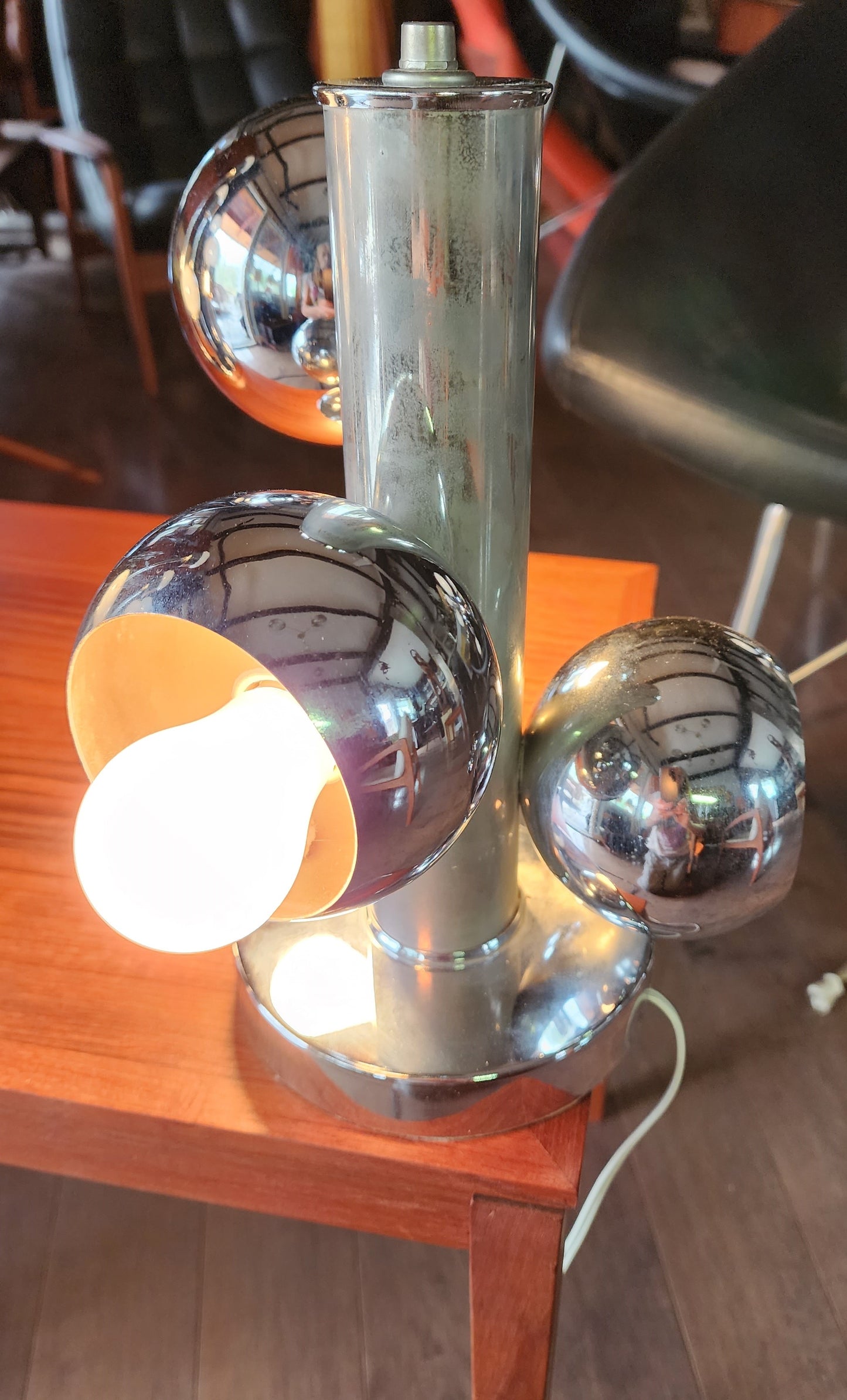 Mid Century Modern Chrome & Glass 3 Eyeballs Table Lamp