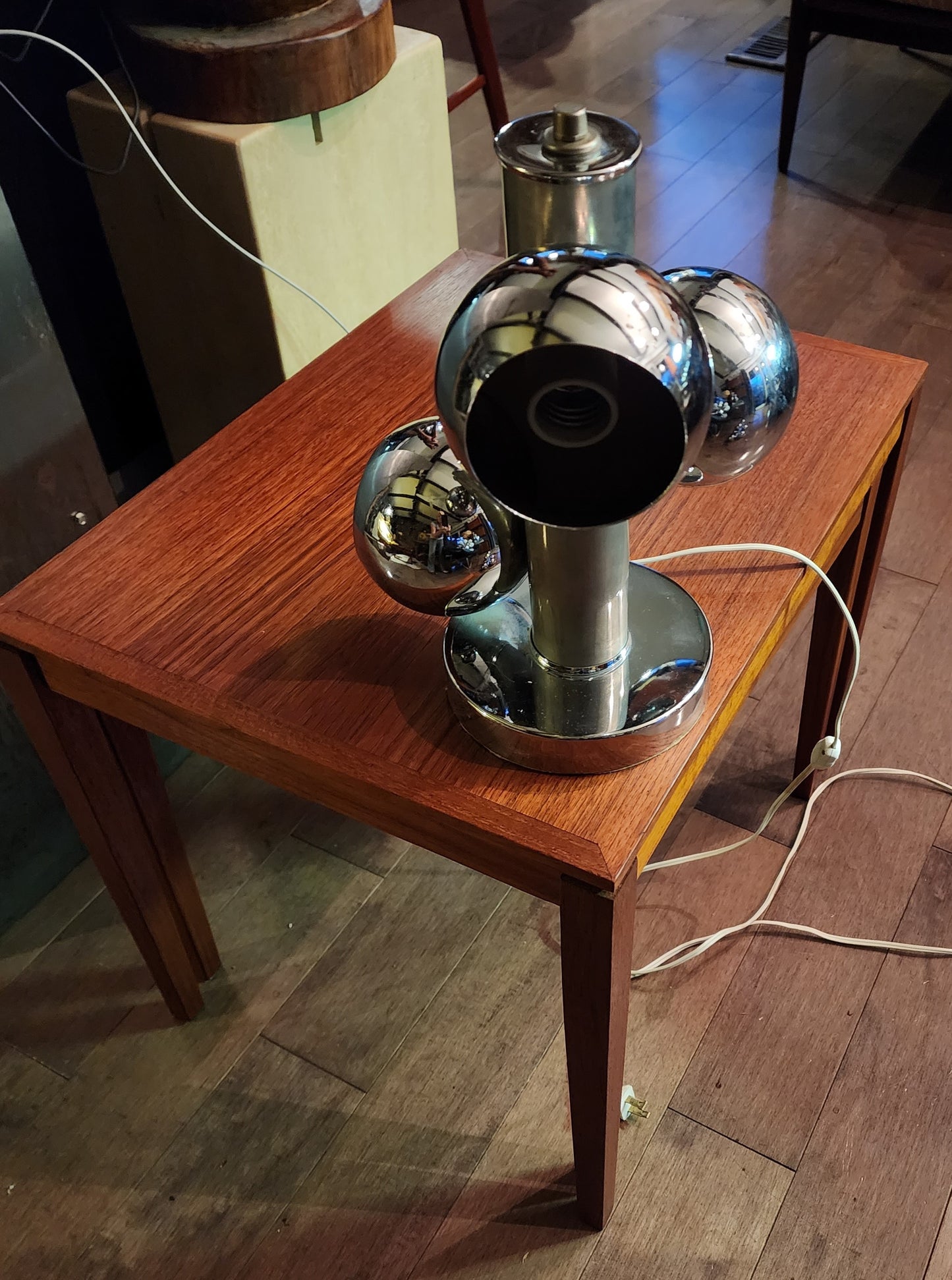 Mid Century Modern Chrome & Glass 3 Eyeballs Table Lamp