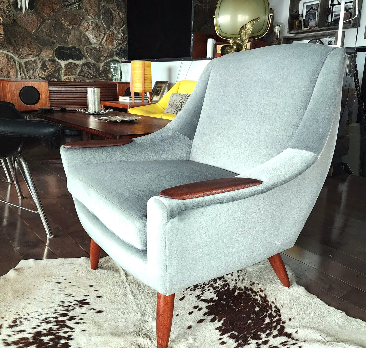 2 REFINISHED REUPHOLSTERED in Wool Mohair Teak Mid Century Modern Lounge Chairs