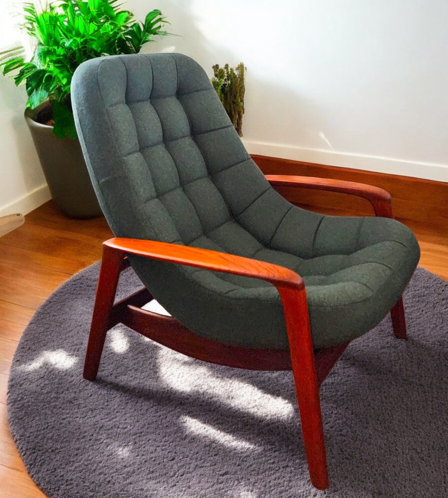 REFINISHED REUPHOLSTERED in wool MCM Teak Scoop Lounge Chair by Huber
