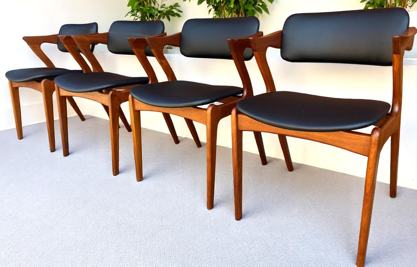 4 REFINISHED REUPHOLSTERED Danish Mid Century Modern Teak Z Armchairs