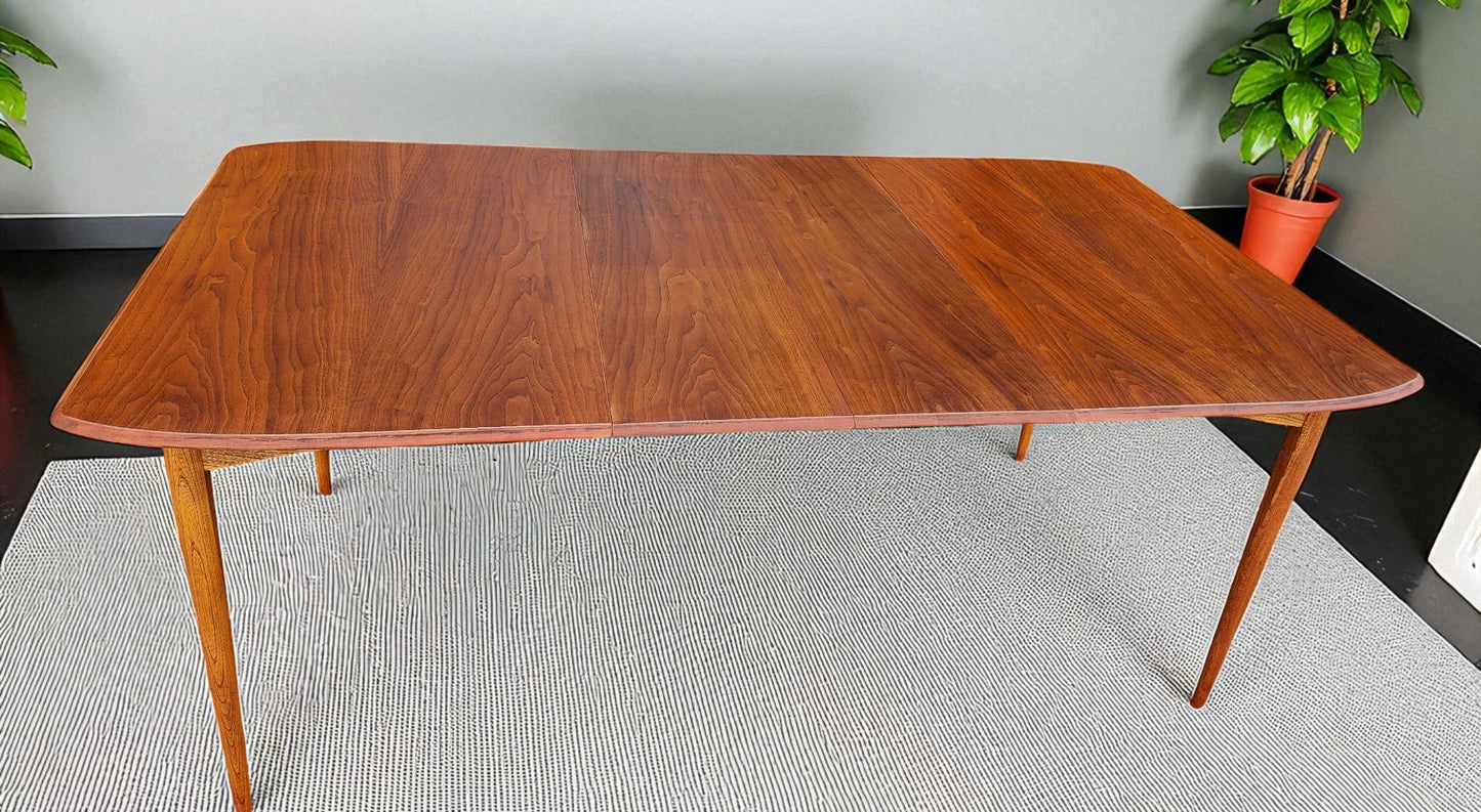 REFINISHED MCM Walnut Dining Table w 2 leaves by Deilcraft, 4-6 ft