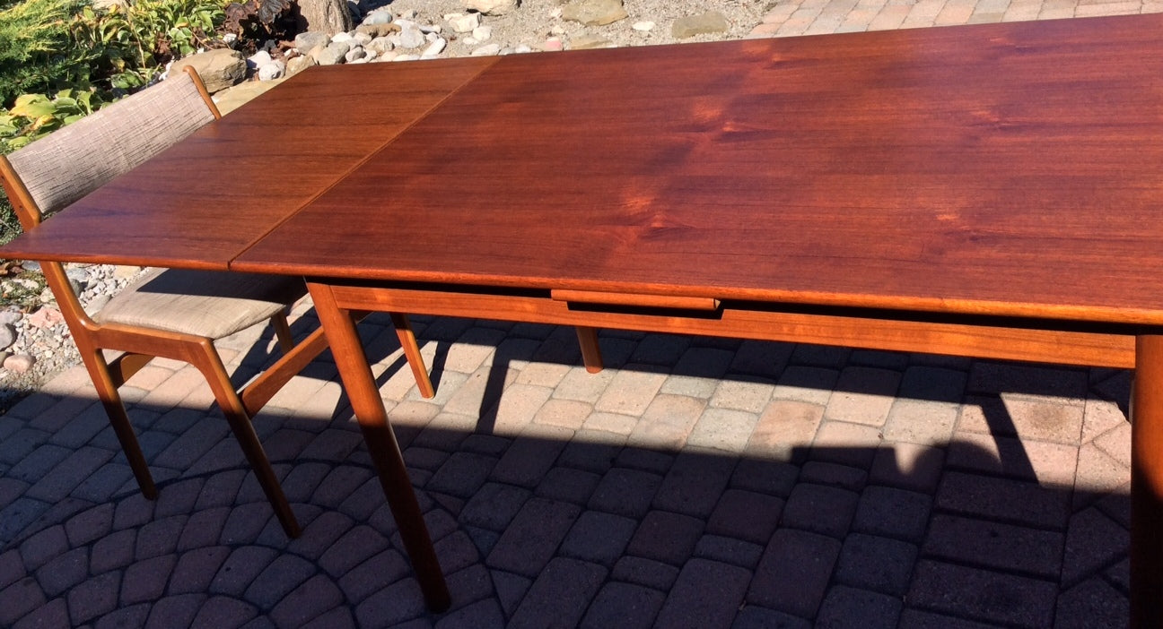 REFINISHED Mid Century Modern Teak Dining Table Extendable with 2 Leaves / Draw Leaf/ Pocket Leaf made in Denmark - Mid Century Modern Toronto