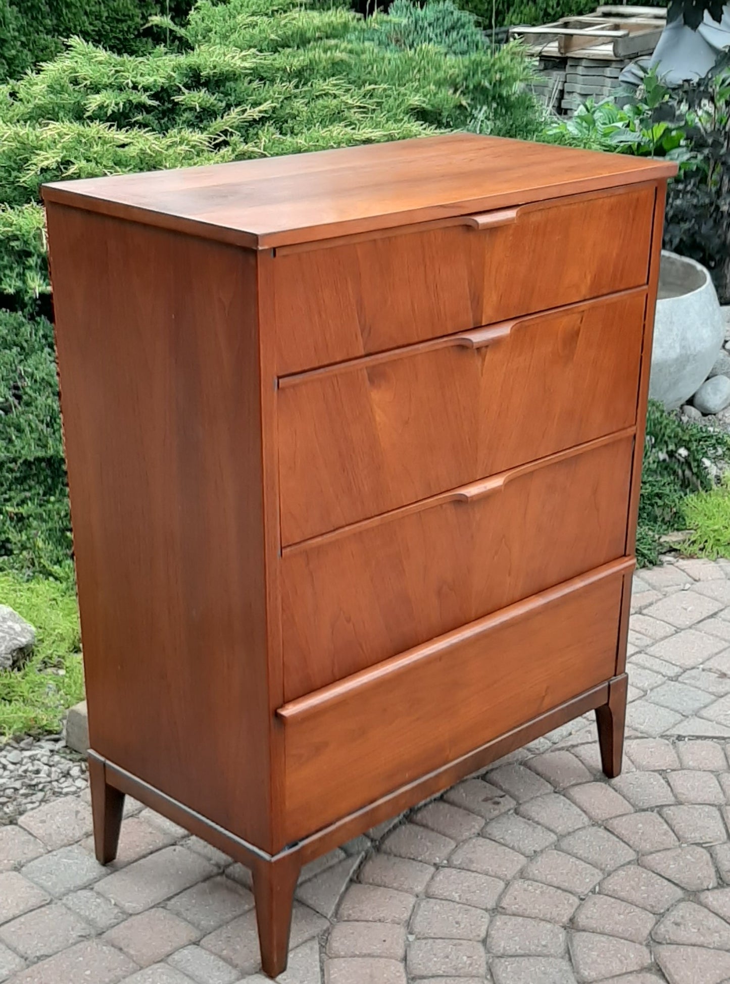 REFINISHED MCM Walnut Bedroom set compact: Dresser 9 drawers, Tallboy, 2 nightstands