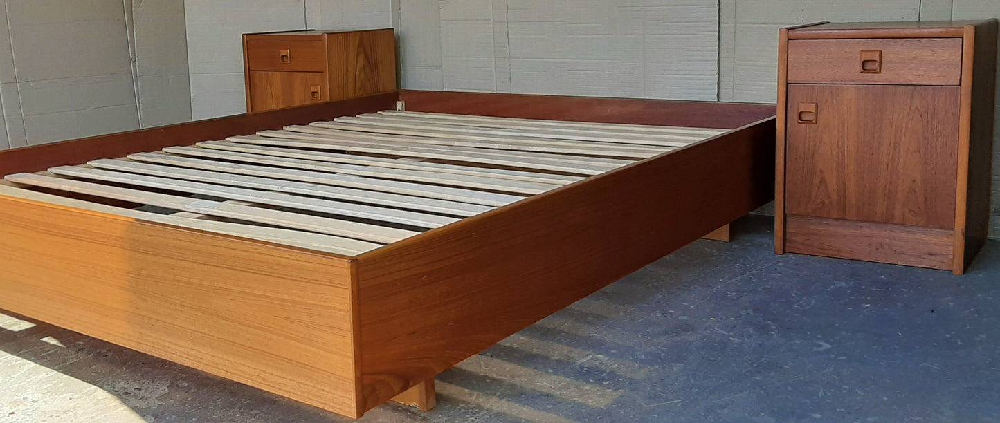 REFINISHED MCM Teak Dresser 8 Drawers, Wardrobe , 2 Nigh Stands, Queen Bed w Bookcase Headboard, PERFECT - Mid Century Modern Toronto