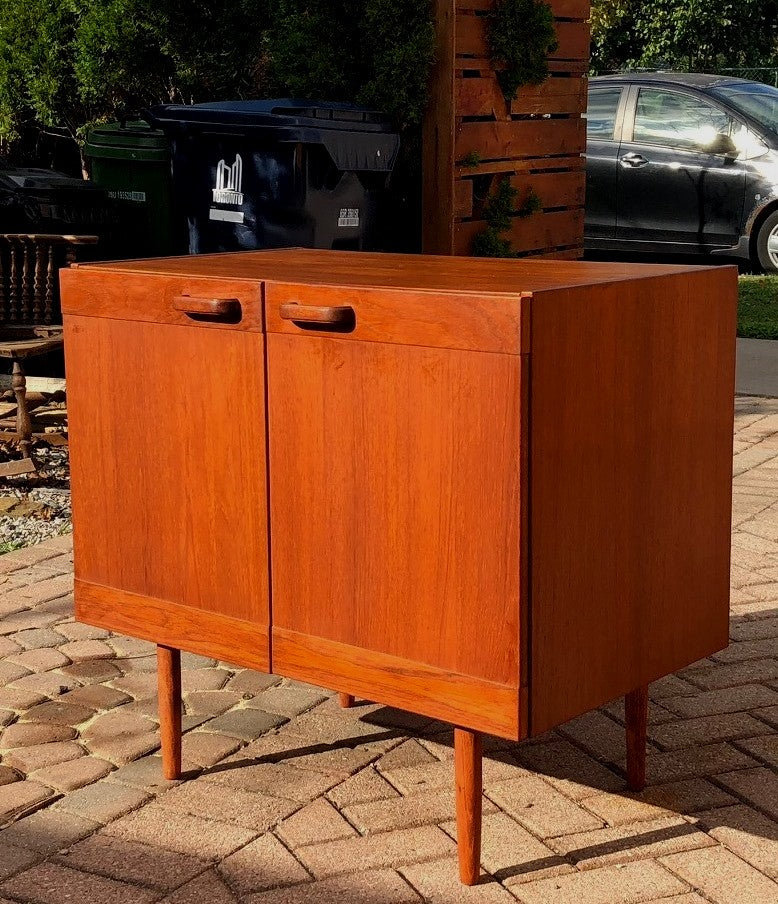 ON HOLD REFINISHED Danish MCM Cabinet 32.25" like new - Mid Century Modern Toronto