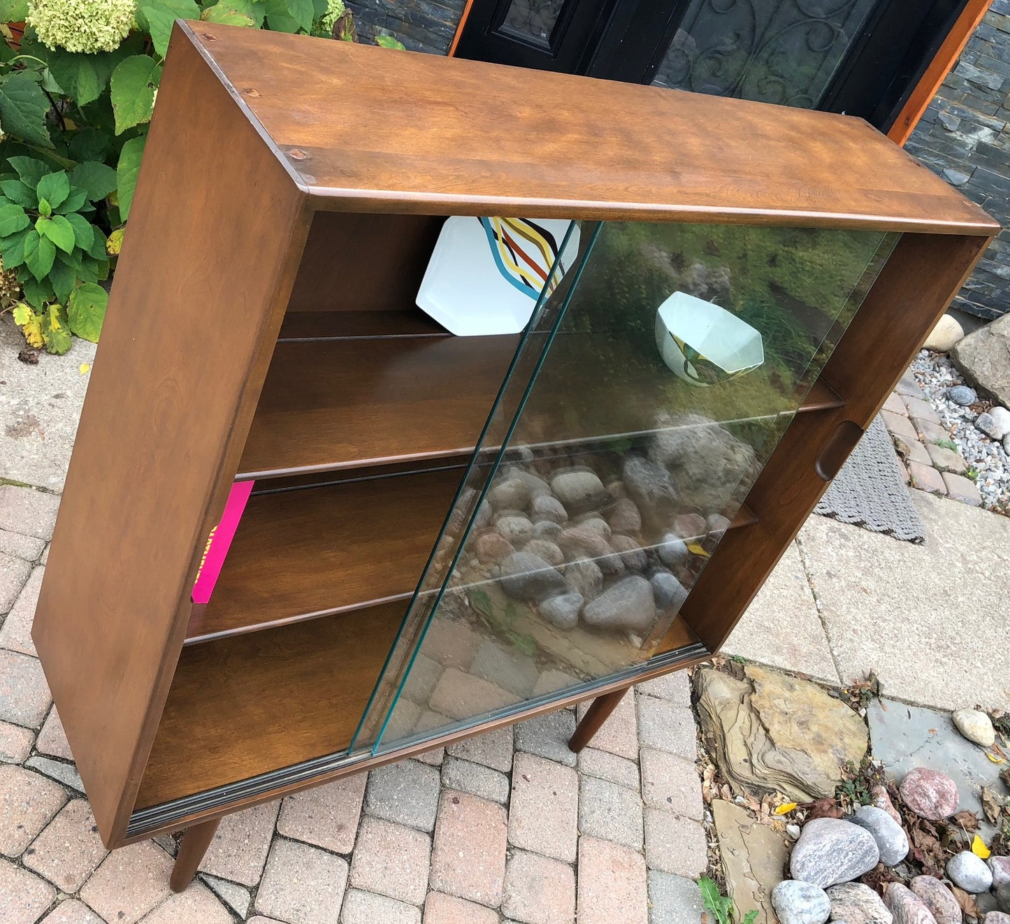 MCM Ash Walnut Bookcase Display with glass doors like new 40.5" trapezoid shape - Mid Century Modern Toronto