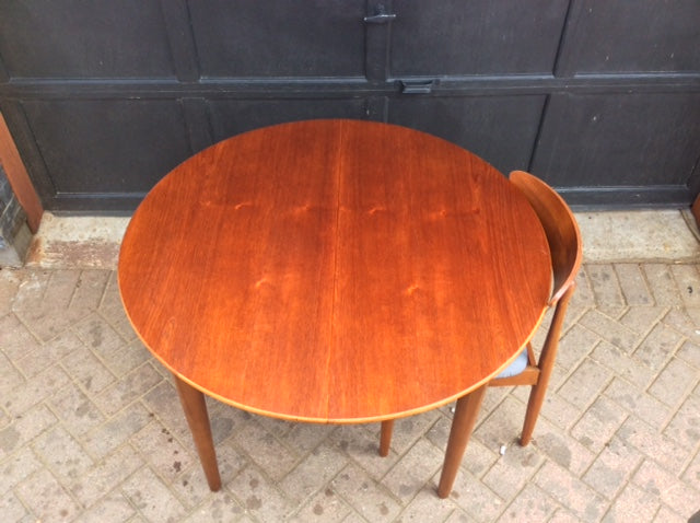 REFINISHED Small Danish MCM Teak Table Round to Oval w Butterfly Leaf 42"-57" - Mid Century Modern Toronto