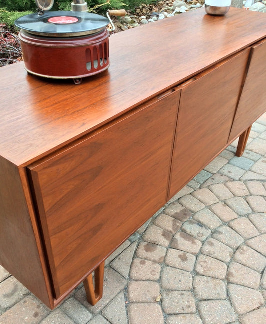 Danish MCM Teak Buffet Bar Ib Kofod-Larsen style 63", 3 doors with hidden handles, perfect - Mid Century Modern Toronto