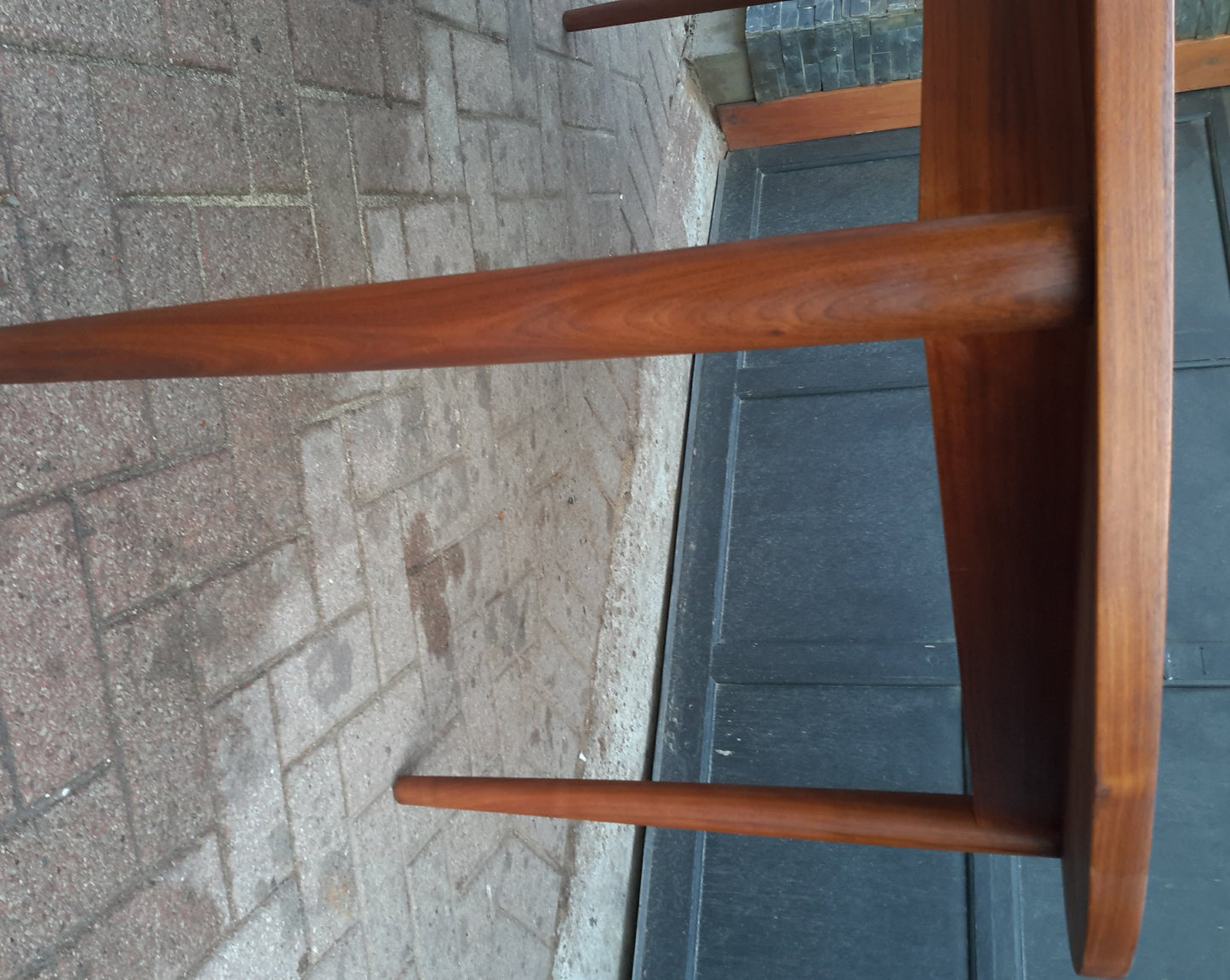 REFINISHED MCM Round Extendable to Oval Walnut Table Large 48"-90" - Mid Century Modern Toronto