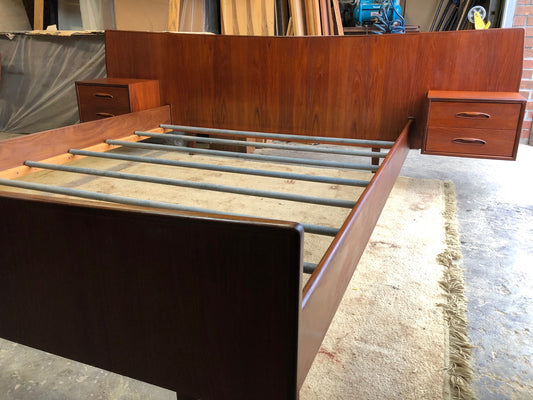 ON HOLD***REFINISHED Danish MCM Teak Platform Bed w floating nightstands Queen, PERFECT - Mid Century Modern Toronto
