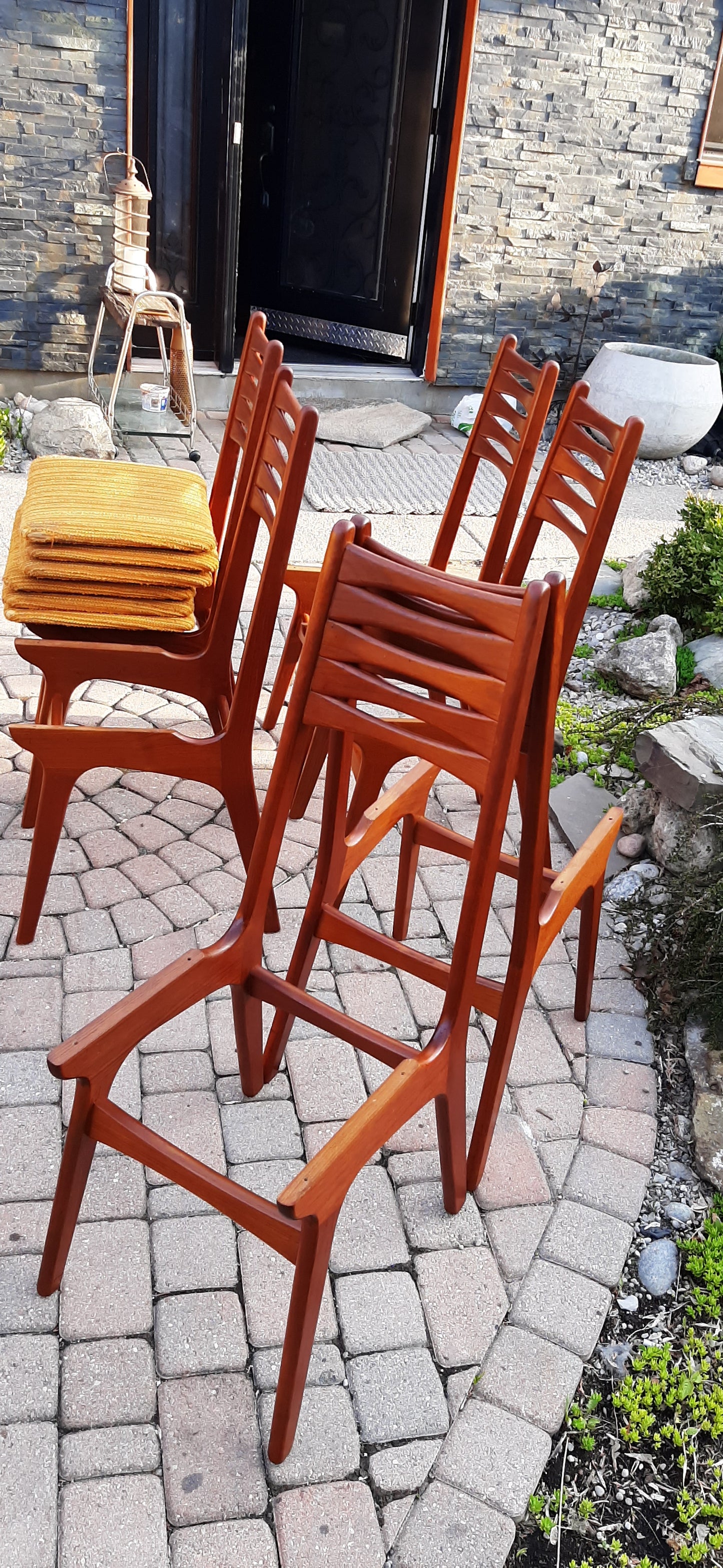 6 Danish MCM Teak Chairs ready for new upholstery