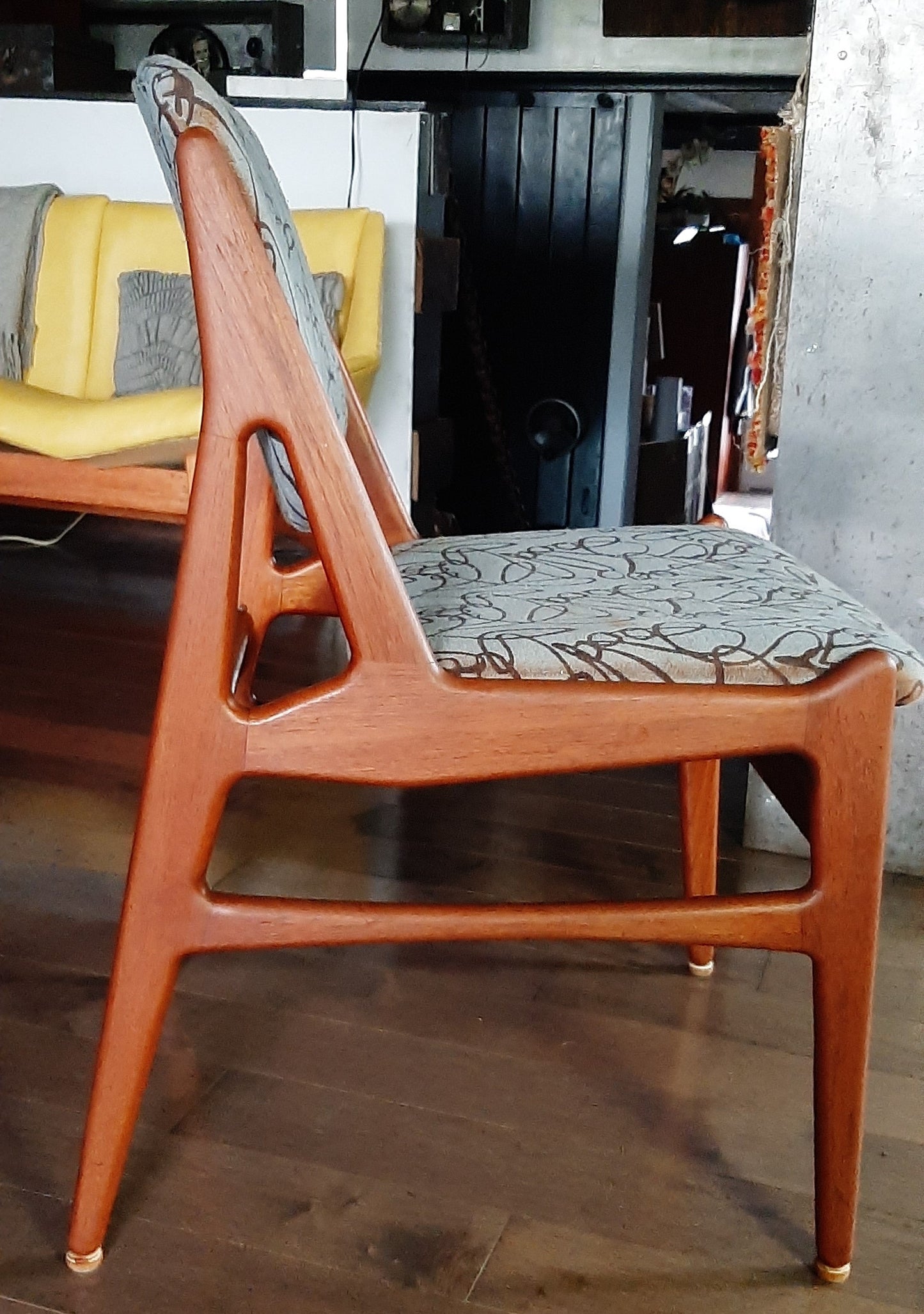 4 RESTORED REUPHOLSTERED in Maharam fabric Danish MCM Teak Chairs by Arne Vodder