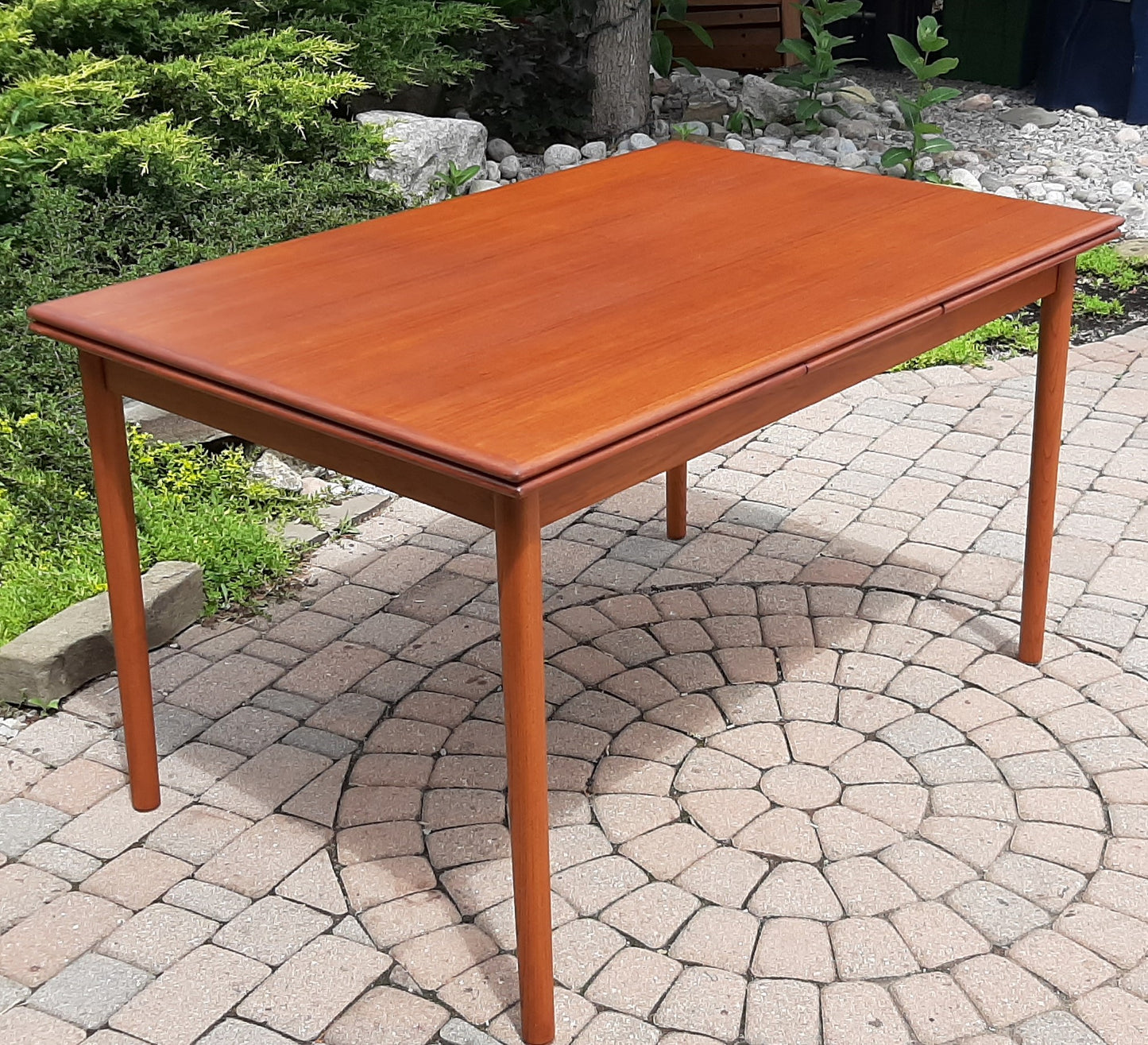 REFINISHED Danish MCM Teak Draw Leaf Table, PERFECT 51-91"