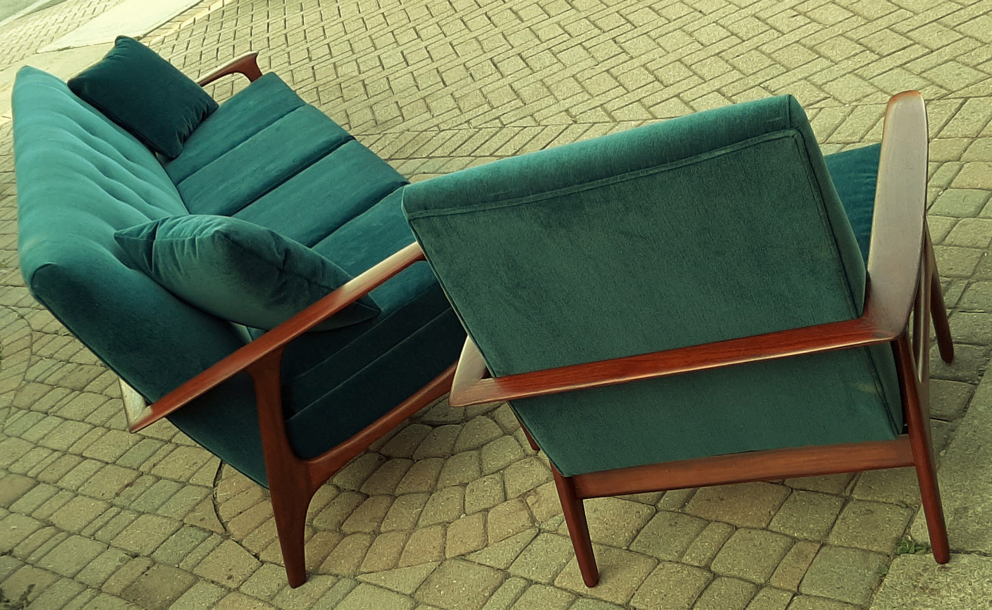 REFINISHED REUPHOLSTERED Danish MCM Teak 4-Seater Sofa & Lounge chair in teal performance fabric - PERFECT