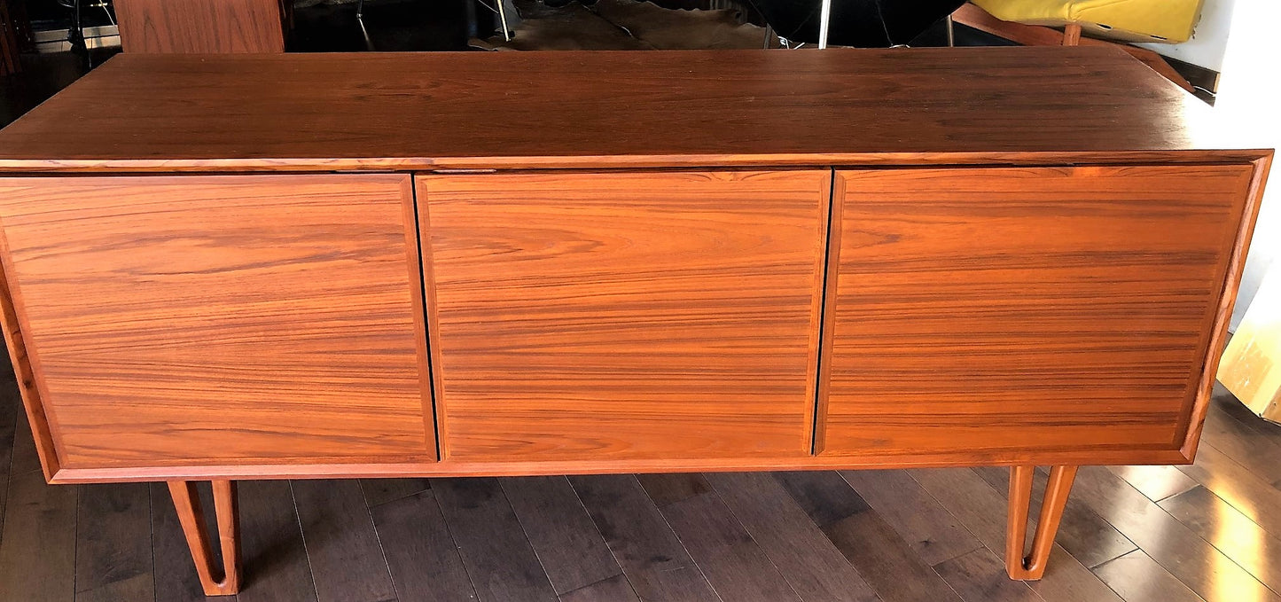 Danish MCM Teak Buffet Bar Ib Kofod-Larsen style 63", 3 doors with hidden handles, perfect - Mid Century Modern Toronto