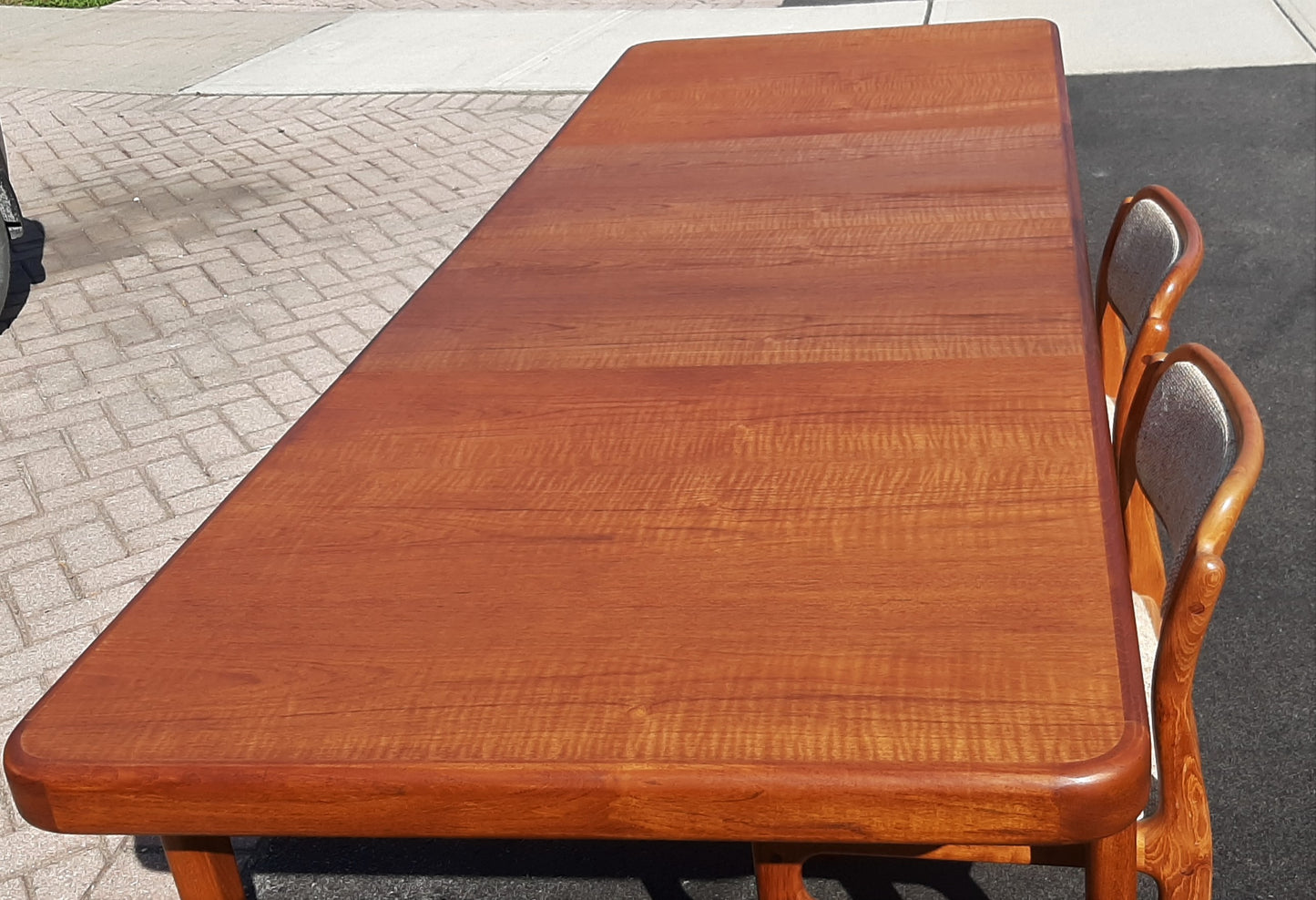 on hold*****REFINISHED Danish MCM Extension Teak Dining Table w 2 Leaves by Johannes Andersen PERFECT -63"-102.5", treated for durability - Mid Century Modern Toronto