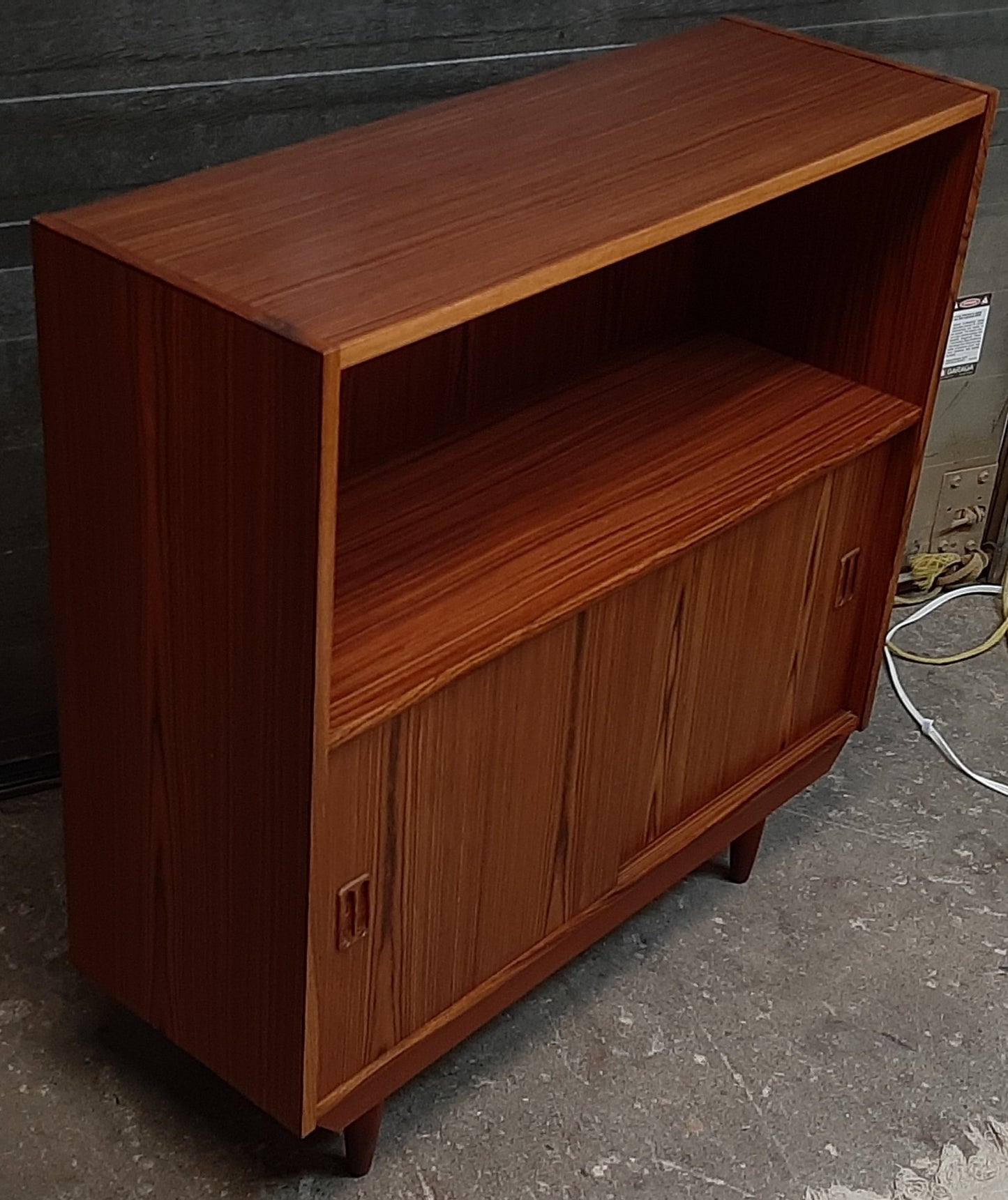 REFINISHED Danish MCM Rosewood Cabinet with sliding doors & display, compact & narrow 34", perfect - Mid Century Modern Toronto
