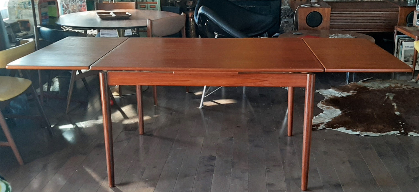 REFINISHED Danish MCM Teak Draw Leaf Table by Rogenstrup Mobelfabrik, PERFECT 49-84" - Mid Century Modern Toronto