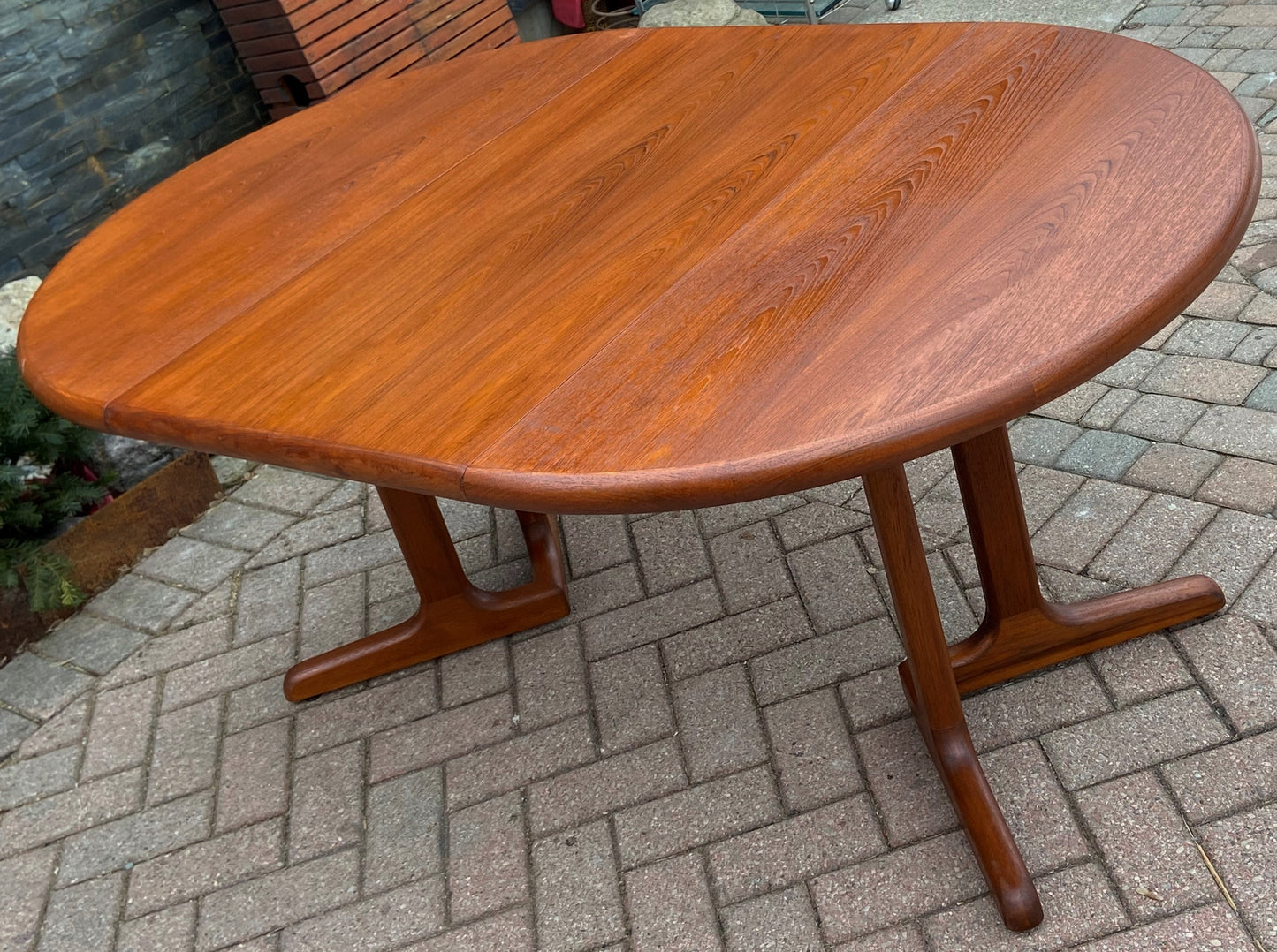 REFINISHED MCM Teak Table Round w 1 Leaf 41.5"-63", perfect