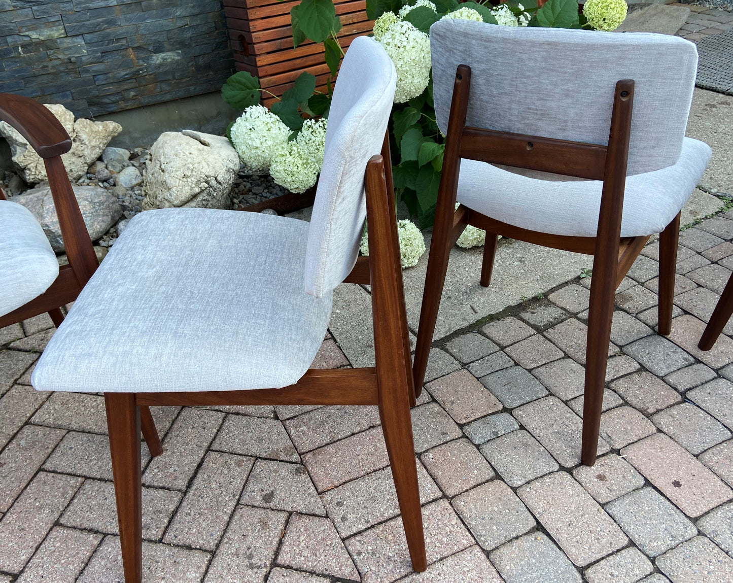 6 REFINISHED REUPHOLSTERED Mid Century Modern Solid Teak Chairs by Jan Kuypers, PERFECT