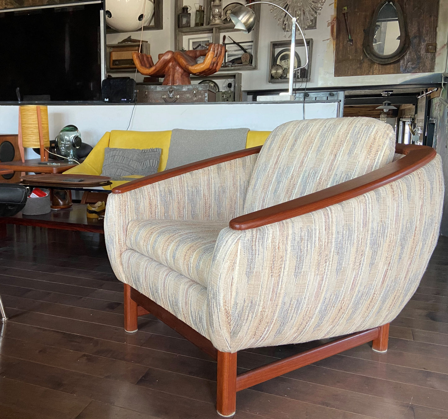 Deposit for REFINISHED MCM Huber Barrel Back Teak Lounge Armchair, PERFECT