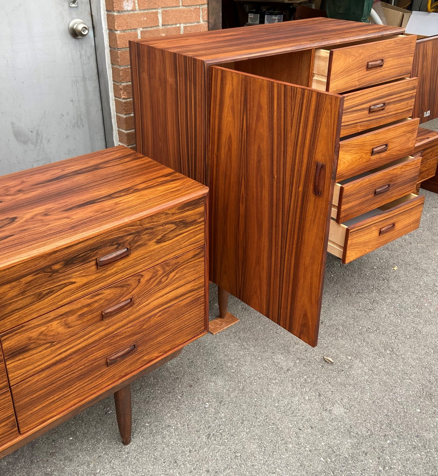 REFINISHED MCM Rosewood Dresser, Highboy & Queen Bed w Nightstands PERFECT